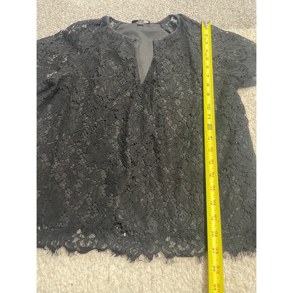 J. Crew Womens XS Short Sleeve Lace Floral Keyhole Top Black  K2653 2019006CN01 - Picture 4 of 10